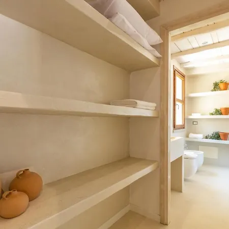 Apartahotel Dimore Santa Justa 4*