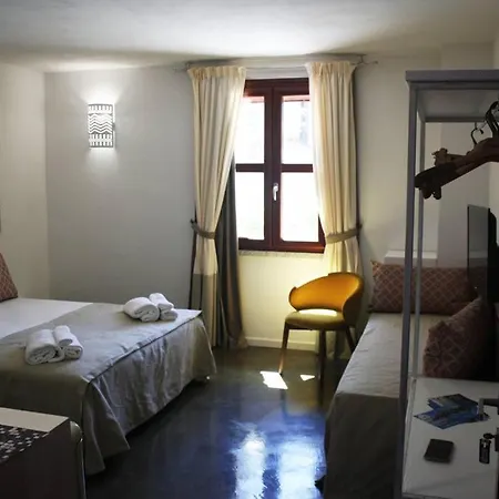 アパートホテル Dimore Santa Justa トルトリ